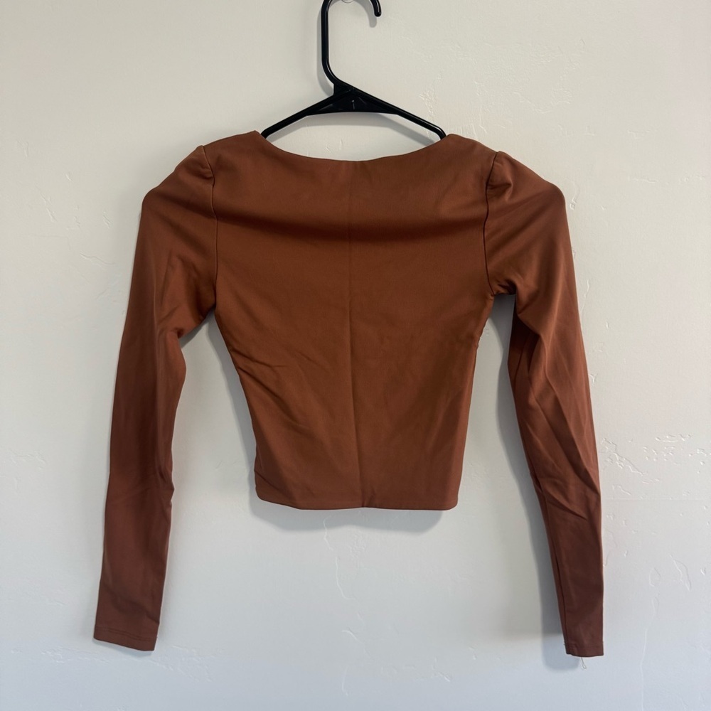 Babaton Scoop Neck Cropped Longsleeve XXS - Picture 3 of 3